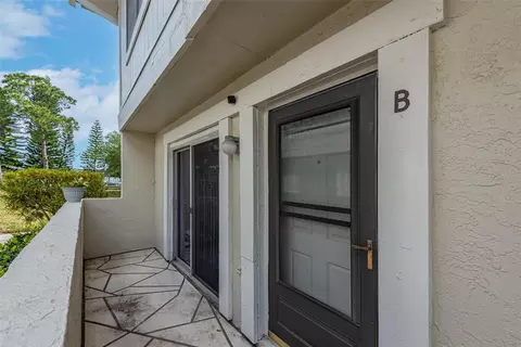 2943 Bough Ave #B, Clearwater, FL 33760