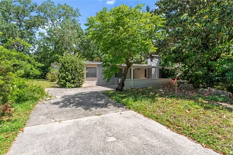 3007 Hoedt Rd, Tampa, FL 33618