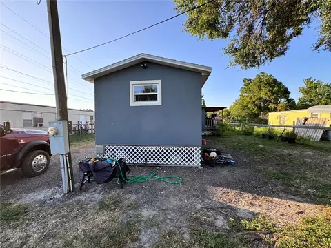 7612 52nd Ave S, Tampa, FL 33619