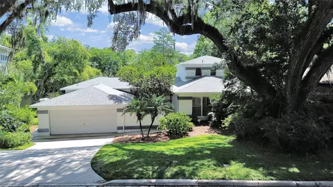 511 S Riverhills Dr, Temple Terrace, FL 33617