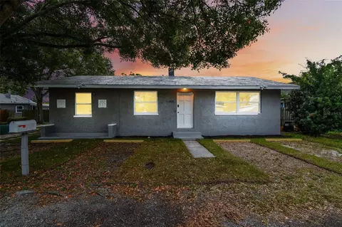 4625 Xenia St N, Saint Petersburg, FL 33714