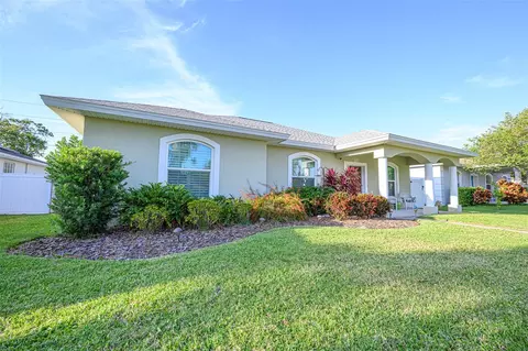 3751 16th Ave N, Saint Petersburg, FL 33713