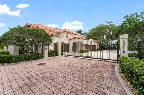 5218 Bayshore Blvd #3, Tampa, FL 33611