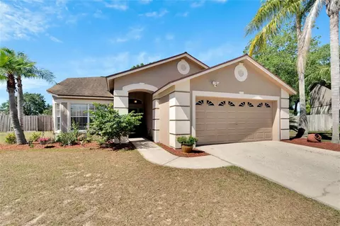 1609 Sand Hollow Ln, Valrico, FL 33594