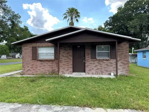 48194821 17th St, Zephyrhills, FL 33542