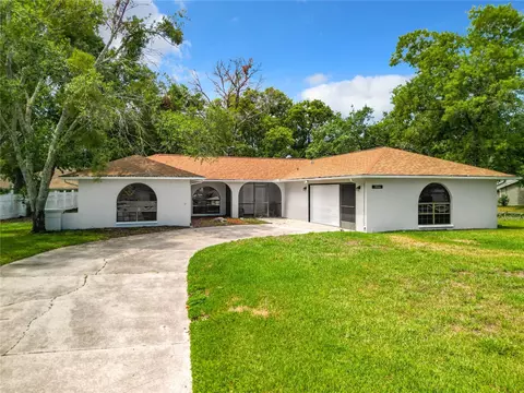 8466 Chatsworth St, Spring Hill, FL 34608