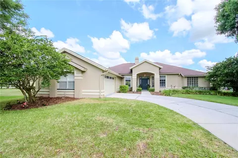 16604 Blenheim Dr, Lutz, FL 33549