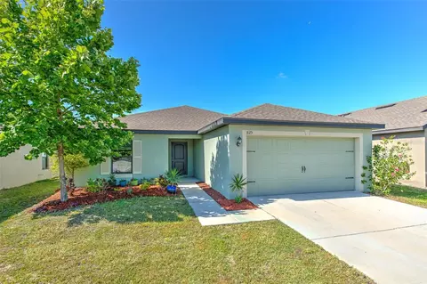 825 Chatham Walk Dr, Ruskin, FL 33570