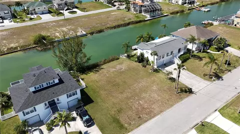 3480 Amberjack Dr, Hernando Beach, FL 34607