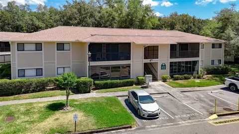 6008 Laketree Ln #F, Temple Terrace, FL 33617