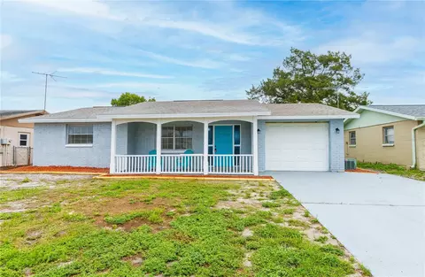 9324 Sterling Ln, Port Richey, FL 34668