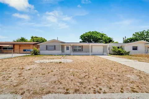 3626 Kingsbury Dr, Holiday, FL 34691