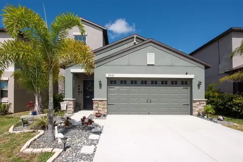7018 King Creek Dr, Sun City Center, FL 33573