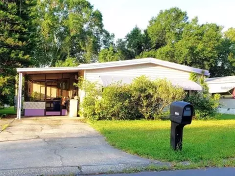 8916 Fox Trl, Tampa, FL 33626