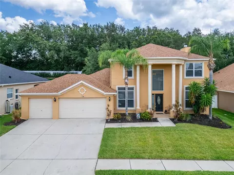 5120 Whispering Leaf Trl, Valrico, FL 33596