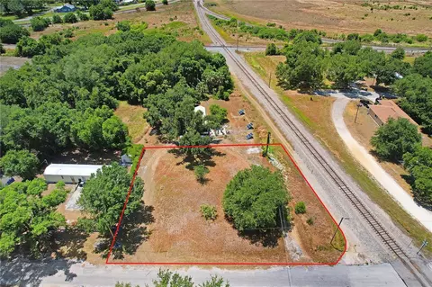 6672 Cain St, Mulberry, FL 33860