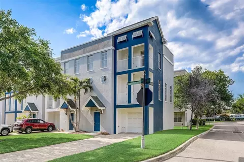 4501 Legacy Park Dr, Tampa, FL 33611