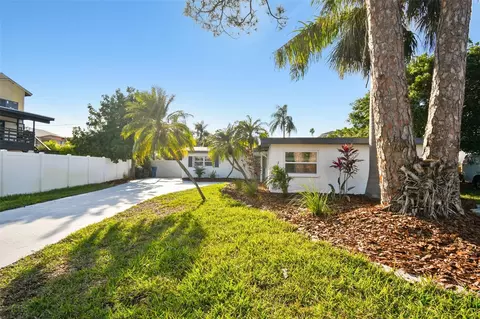 3718 Arkansas Ave NE, Saint Petersburg, FL 33703