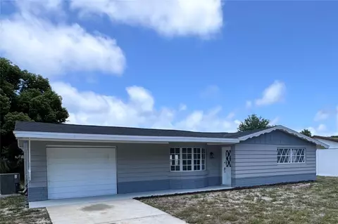 3401 Bainbridge Dr, Holiday, FL 34691