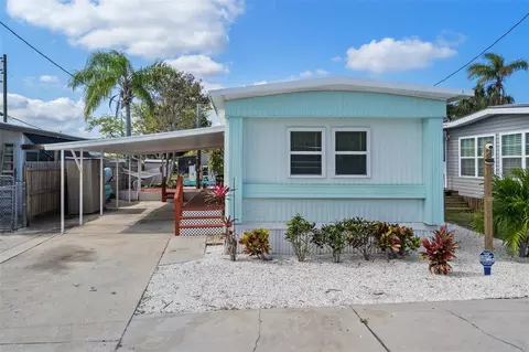 6840 Albatross Ln, Hudson, FL 34667