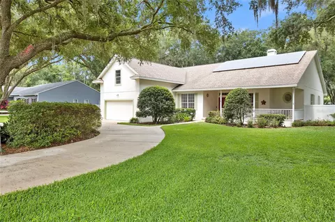 6207 Forestwood Dr W, Lakeland, FL 33811