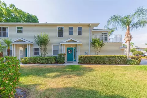1729 Hammocks Ave, Lutz, FL 33549
