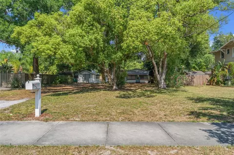 5903 N 5 N Branch Ave, Tampa, FL 33604