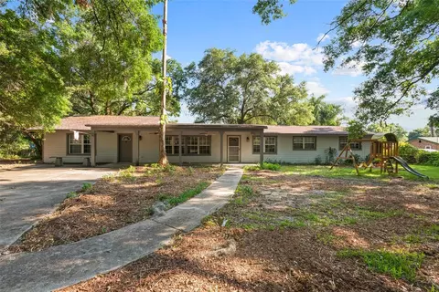7803 Four Pines Rd, Plant City, FL 33565