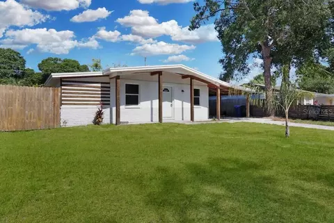 3221 Deerfield Dr, Tampa, FL 33619