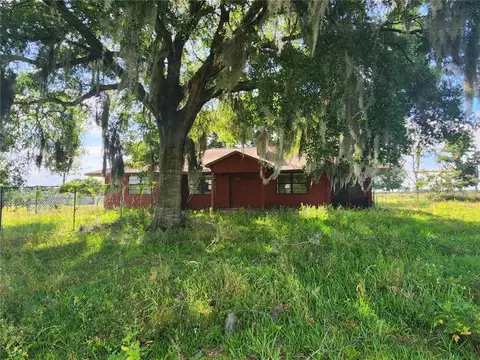 36124 Florrie Mae Ln, Dade City, FL 33523