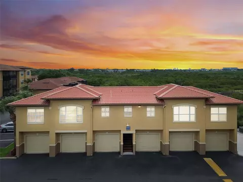 4329 Bayside Village Dr #202, Tampa, FL 33615