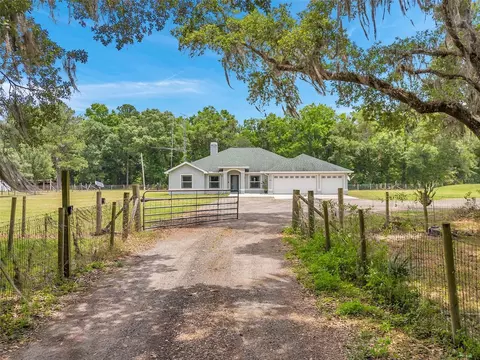 18370 Lake Lindsey Rd, Brooksville, FL 34601