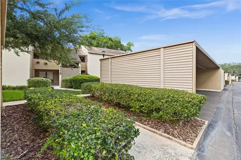 4112 Pinelake Ln #203, Tampa, FL 33618