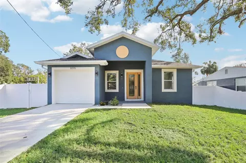 8315 Ogontz Ave, Tampa, FL 33604
