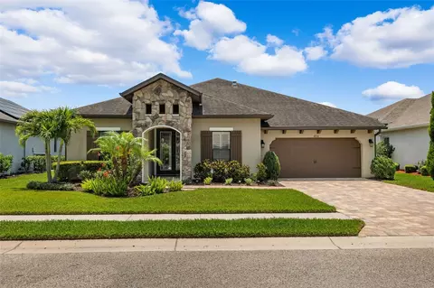 4850 Pointe O Woods Dr, Wesley Chapel, FL 33543