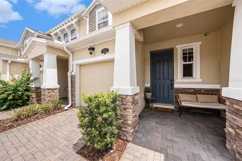 18915 Ulmus St, Lutz, FL 33558