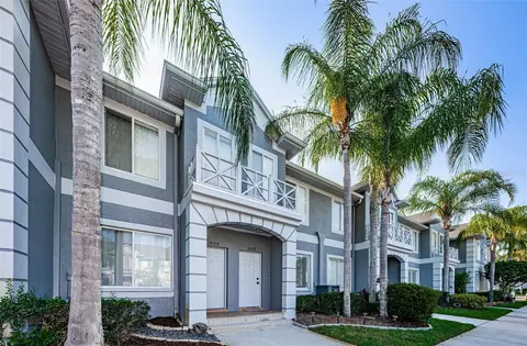 18126 Paradise Point Dr, Tampa, FL 33647
