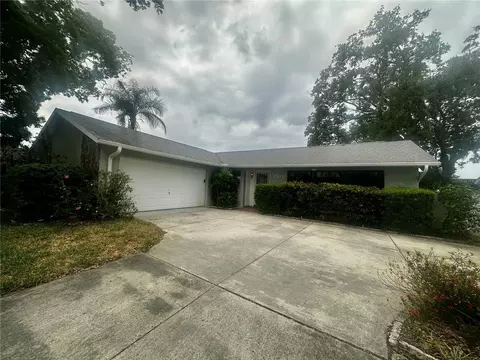 2900 St John Dr, Clearwater, FL 33759