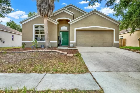 13453 Silvercreek Dr, Riverview, FL 33579