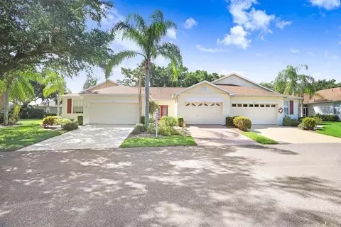 2325 Nantucket Dr #39, Sun City Center, FL 33573