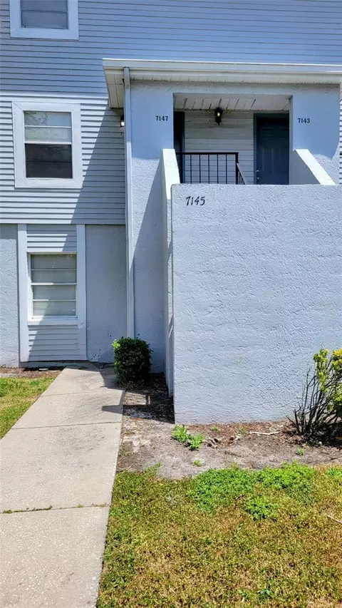 7145 E Bank Dr #101, Tampa, FL 33617