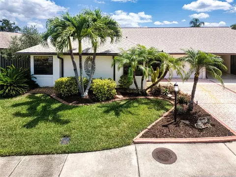 1713 Atrium Dr, Sun City Center, FL 33573