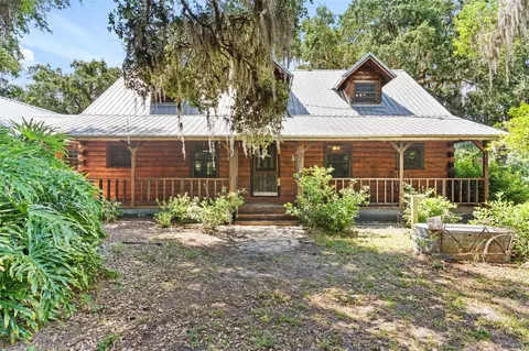 9554 Mcintosh Rd, Dover, FL 33527
