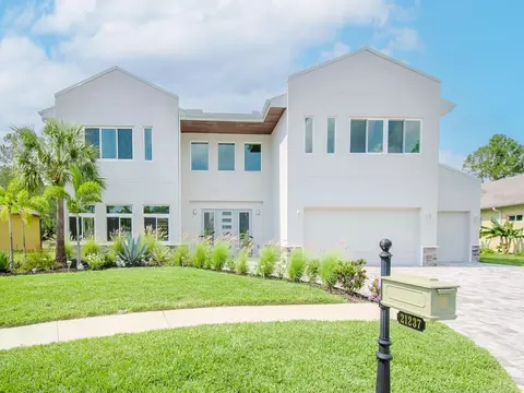 21237 Quiet Haven Ct, Land O Lakes, FL 34637