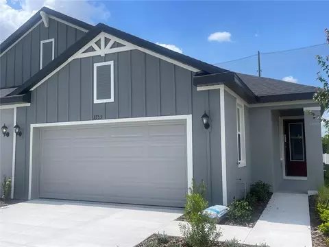 3753 Nandina Cir, Sun City Center, FL 33573