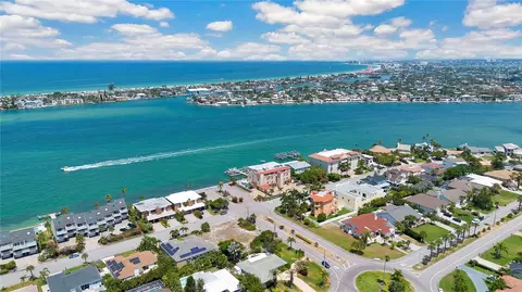 331 8th Ave N, Tierra Verde, FL 33715