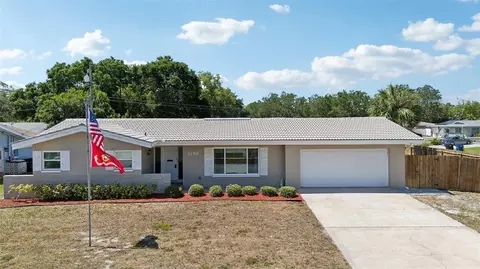 1755 Great Brikhill Rd, Clearwater, FL 33755