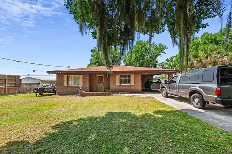 1713 Flint Dr, Auburndale, FL 33823