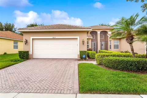 16259 Amethyst Key Dr, Wimauma, FL 33598