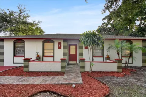 3215 Deerfield Dr, Tampa, FL 33619
